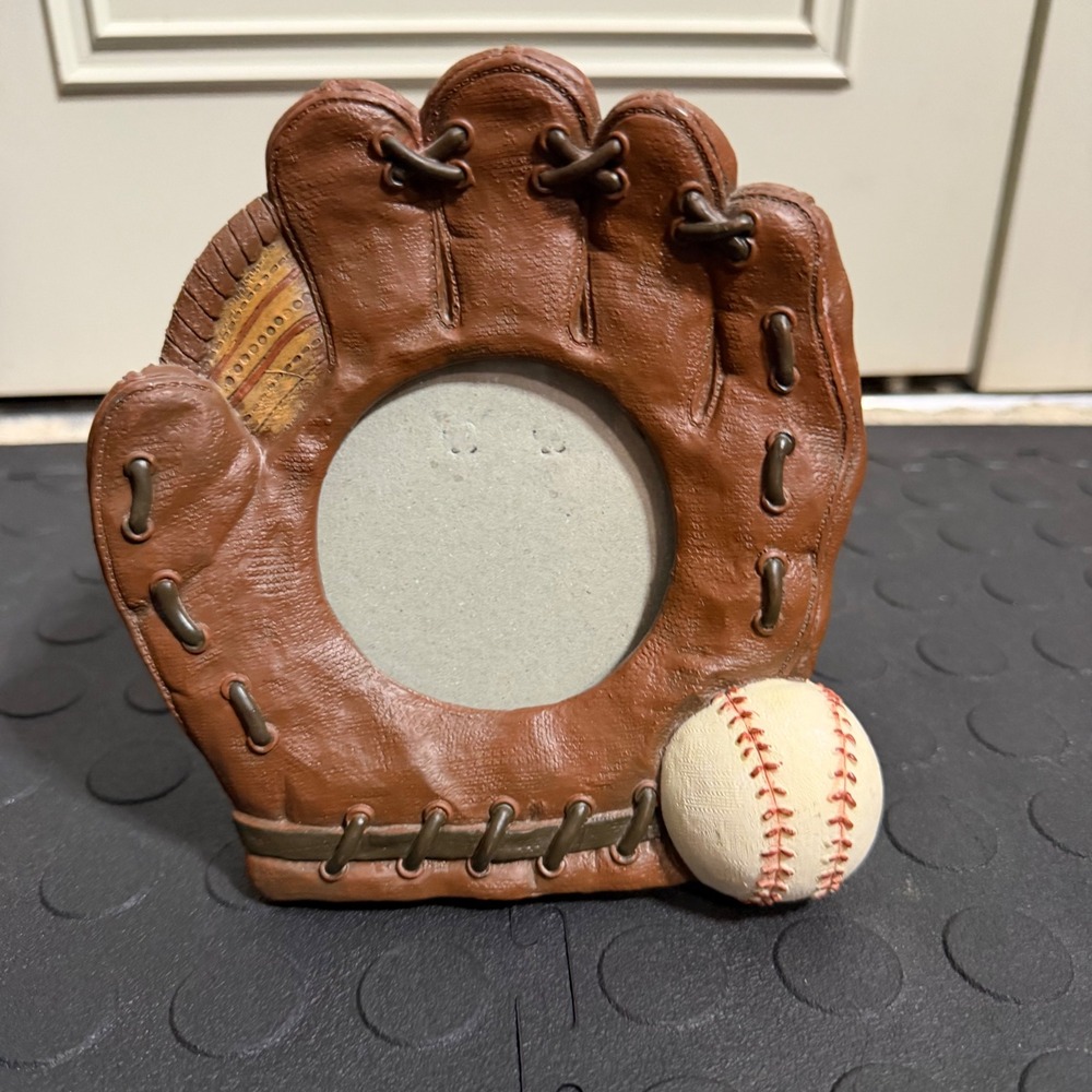 Youngs Inc Baseball Glove Mitt Picture Frame Brown Resin Sports Decor 6in